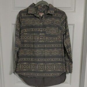 Merona Women's Small Petite Gray Pattern Quarter Button Down Shirt Western Boho